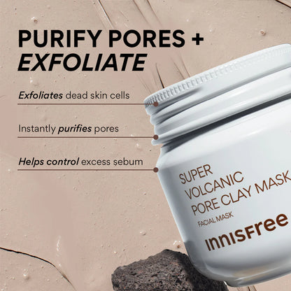 Close-up of INNISFREE Super Volcanic Pore Clay Mask 100ml container on a clay-textured background. Text highlights benefits: exfoliates dead skin cells, purifies pores, aids blackhead removal, and helps control excess sebum.
